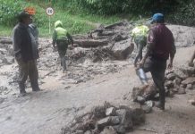 Viviendas inundadas, vías afectadas y barrios sin luz dejan las fuertes lluvias en Santander