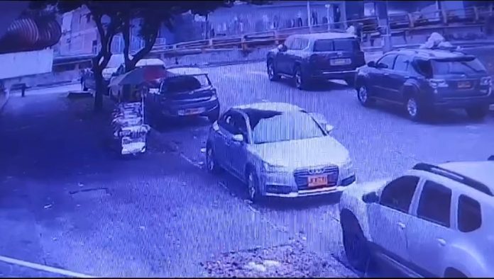 VideoCapture_20231009-190348