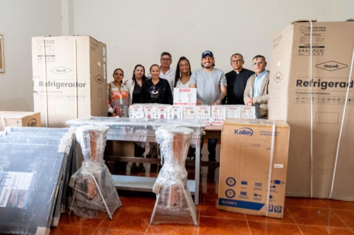 GOBERNADOR - VISITA A GUÁTICA