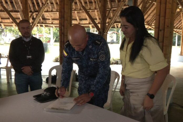 firma de convenio entre el INPEC y Alcaldía de Pereira