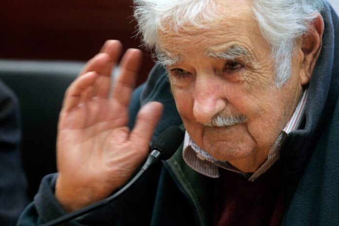 mujica