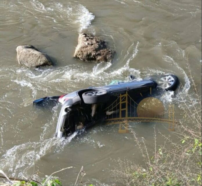 CARRO RIO 1